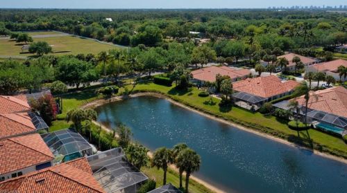 4058 Los Altos Ct, Naples FL 34109-1301 exterior