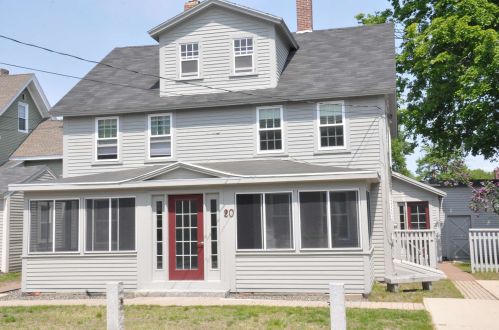 20 Chapel St, Concord, NH 03301-4305