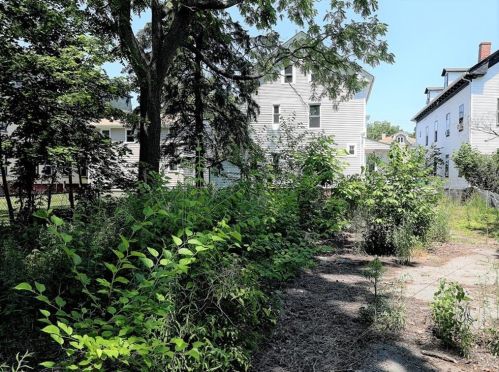 22 Oak St, Providence RI  02911-2754 exterior