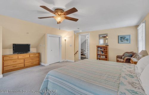 403 New York Ave, Point Pleasant Beach NJ 08742-3338 exterior