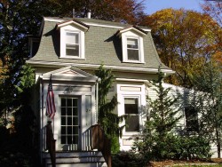 38 Bowdoin St, Newton, MA 02461-1432