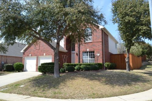 9809 Hickory Hollow Ln, Irving TX  75063-5044 exterior