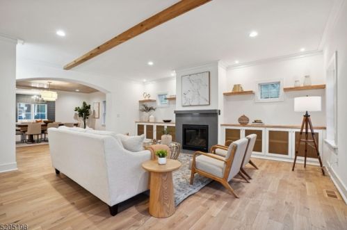 7 Maple St, Chatham Township NJ  07928-1624 exterior