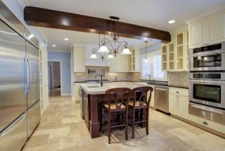 3024 Chevy Chase Dr, Houston TX  77019-3206 exterior