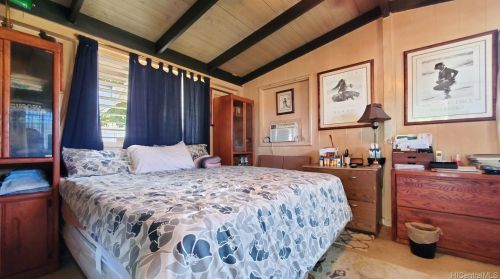 3622 Maunalei Ave, Honolulu HI 96816-2322 exterior