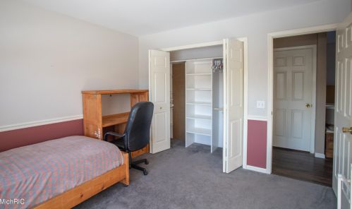 21259 Madison Ave, Big Rapids MI 49307-9754 exterior