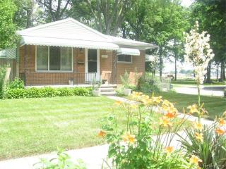 1535 Orch St, Detroit MI  48220-3011 exterior