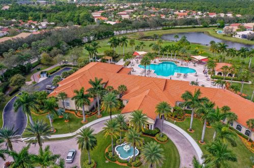 426 Springview Loop, Fort Pierce FL  34986-2663 exterior