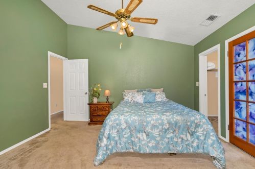 922 Springer Dr, Turlock CA 95382-0273 exterior