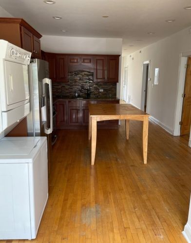 2947 Lawndale Ave, Chicago IL 60655-3313 exterior