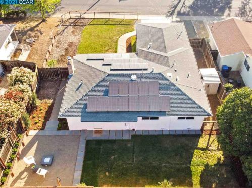 5507 Alaska Dr, Concord CA  94521-4009 exterior