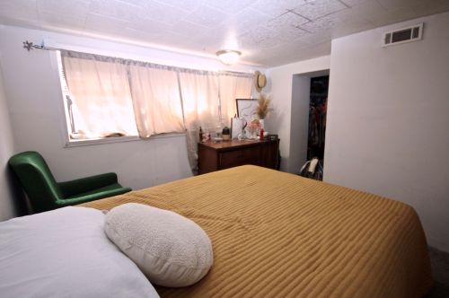 3219 Keeler Ave, Chicago IL 60652-3613 exterior