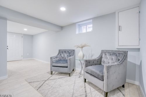 65 Semel Ave, Iselin NJ 08830-1134 exterior