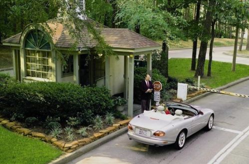 240 Edgewood Dr, Montgomery TX 77356-8408 exterior