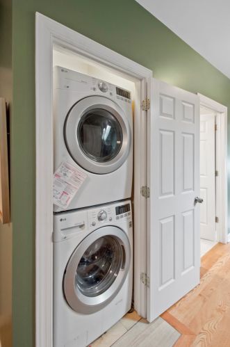 2152 Farragut Ave, Chicago IL 60625-1204 exterior