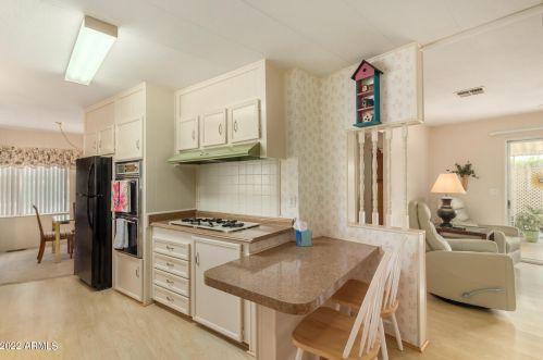 25418 Montana Ave, Chandler AZ 85248-6476 exterior