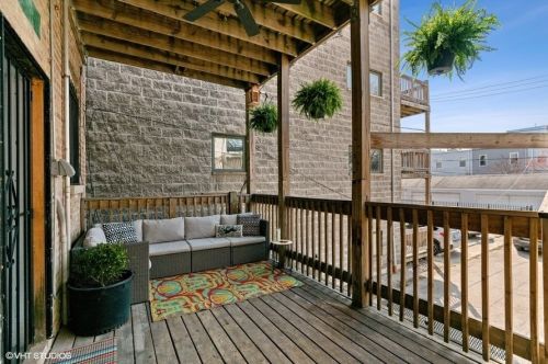 2321 Harrison St, Chicago IL  60612-3522 exterior