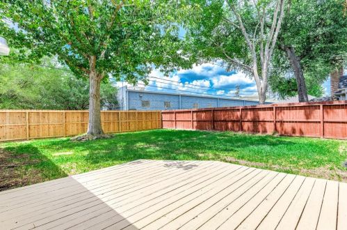 18909 Walden Frst Dr, Humble TX 77346-6008 exterior