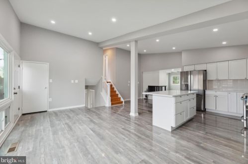 4000 Javins Dr, Alexandria VA  22310-2037 exterior