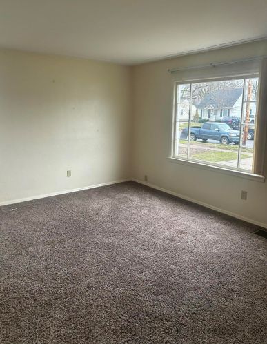 919 Aldon St, Wyoming MI exterior