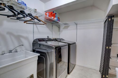 1864 Christensen Ave, Saint Paul MN 55118-2751 exterior