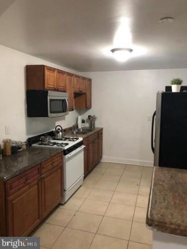 2081 Cambria St, Philadelphia PA  19134-4029 exterior