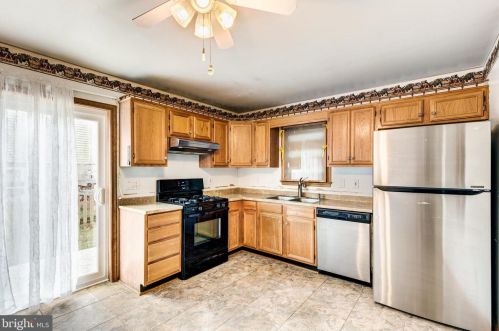 453 Columbus Ave, Littlestown PA 17340-1519 exterior