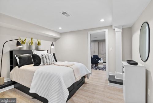 32 Franklin St, Washington DC  20002-1008 exterior