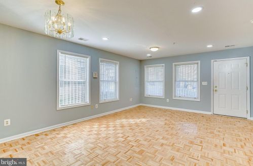 207 54th St, Washington DC  20019-6625 exterior