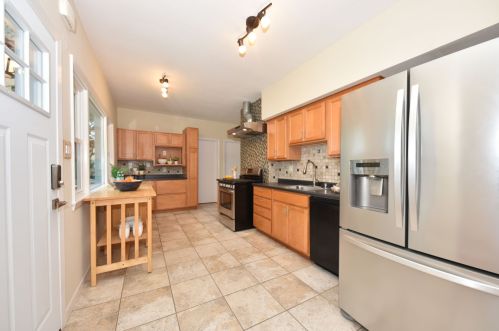 1116 Potter Ave, Milwaukee WI 53207-2118 exterior