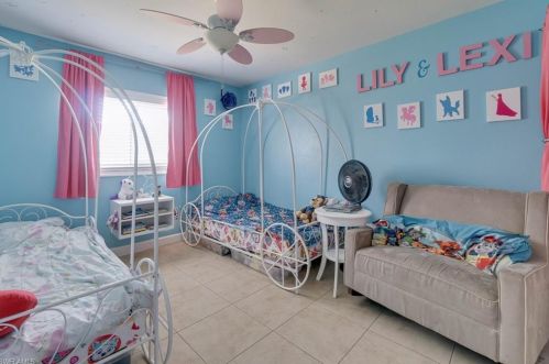 3570 20 Ave, Naples FL 34120-6324 exterior