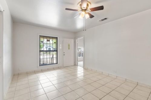 2134 Amherst Ave, Dallas TX 75235-3107 exterior