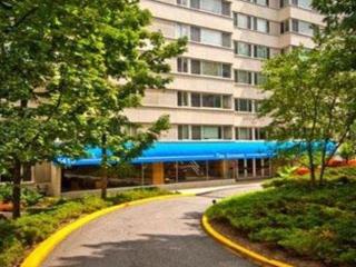 5415 Connecticut Ave, Washington DC  20015-2700 exterior