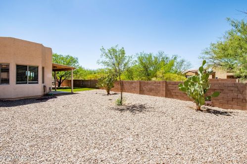 7972 Hawk Eagle Ct, Tucson AZ  85757-1643 exterior