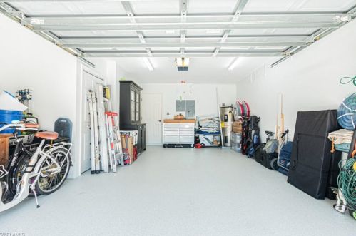 511 105 Ave, Naples FL 34108-1838 exterior