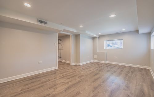 4848 Tripp Ave, Chicago IL 60629-5743 exterior