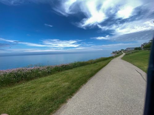 3862 Lake Dr, Milwaukee WI 53211-2446 exterior