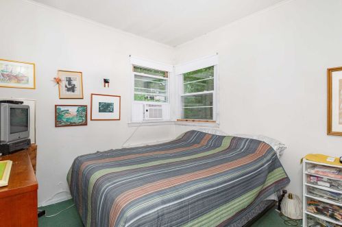 20 Marwood Dr, Poughkeepsie NY 12601-5430 exterior