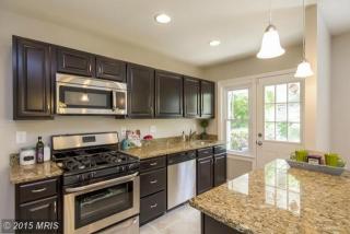 621 Parkwyrth Ave, Baltimore MD  21218-1956 exterior