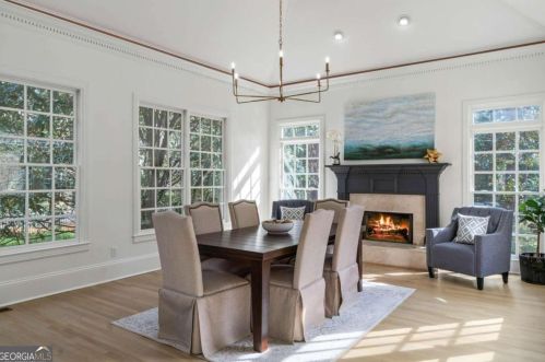 700 Brookwoods Trce, Atlanta GA 30342-2473 exterior