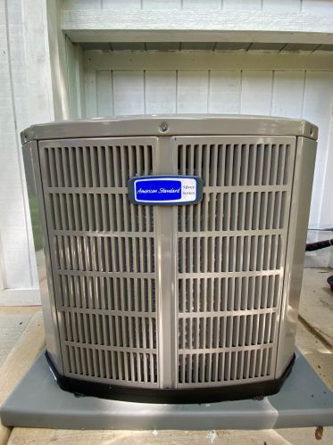 596 Euclid Ave, Elmhurst IL  60126-4336 exterior