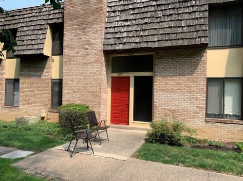 400 Abbeyville Rd, Pittsburgh, PA 15228-1746