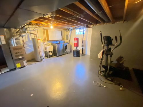 9212 70, Milwaukee WI 53223-1108 exterior