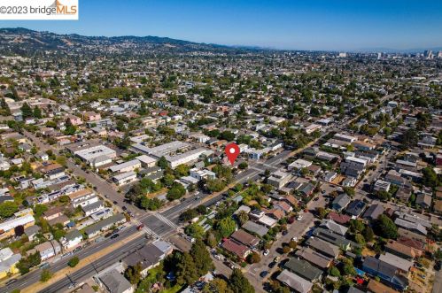 1505 Russell St, Berkeley CA 94705-2334 exterior