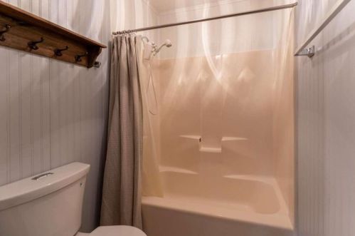 5656 High Hbr Ct, Gainesville GA 30504-9039 exterior