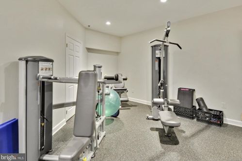 321 Fayette St, Alexandria VA 22314-2434 exterior