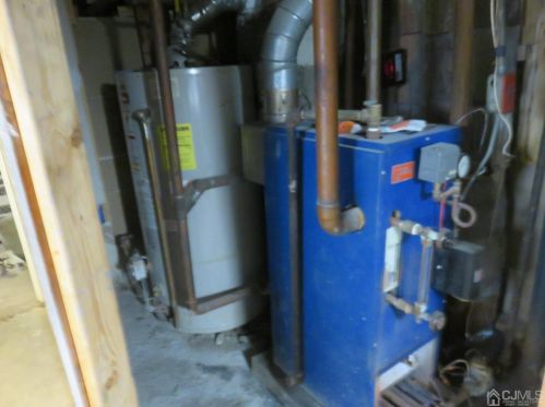 649 Cornell St, Perth Amboy NJ 08861-3121 exterior