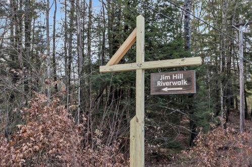 47 Runnells Rd, Concord NH  03303-3908 exterior