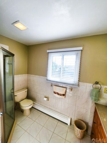 2919 Woodbridge Ave, Edison NJ 08837-3308 exterior