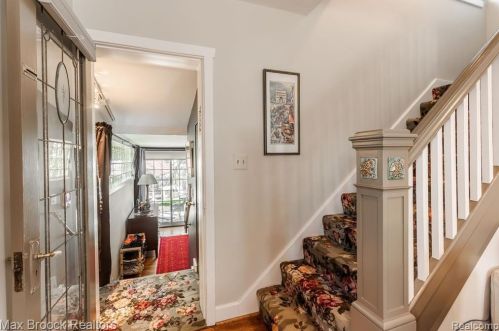 428 Lincoln St, Bham MI  48009-1962 exterior